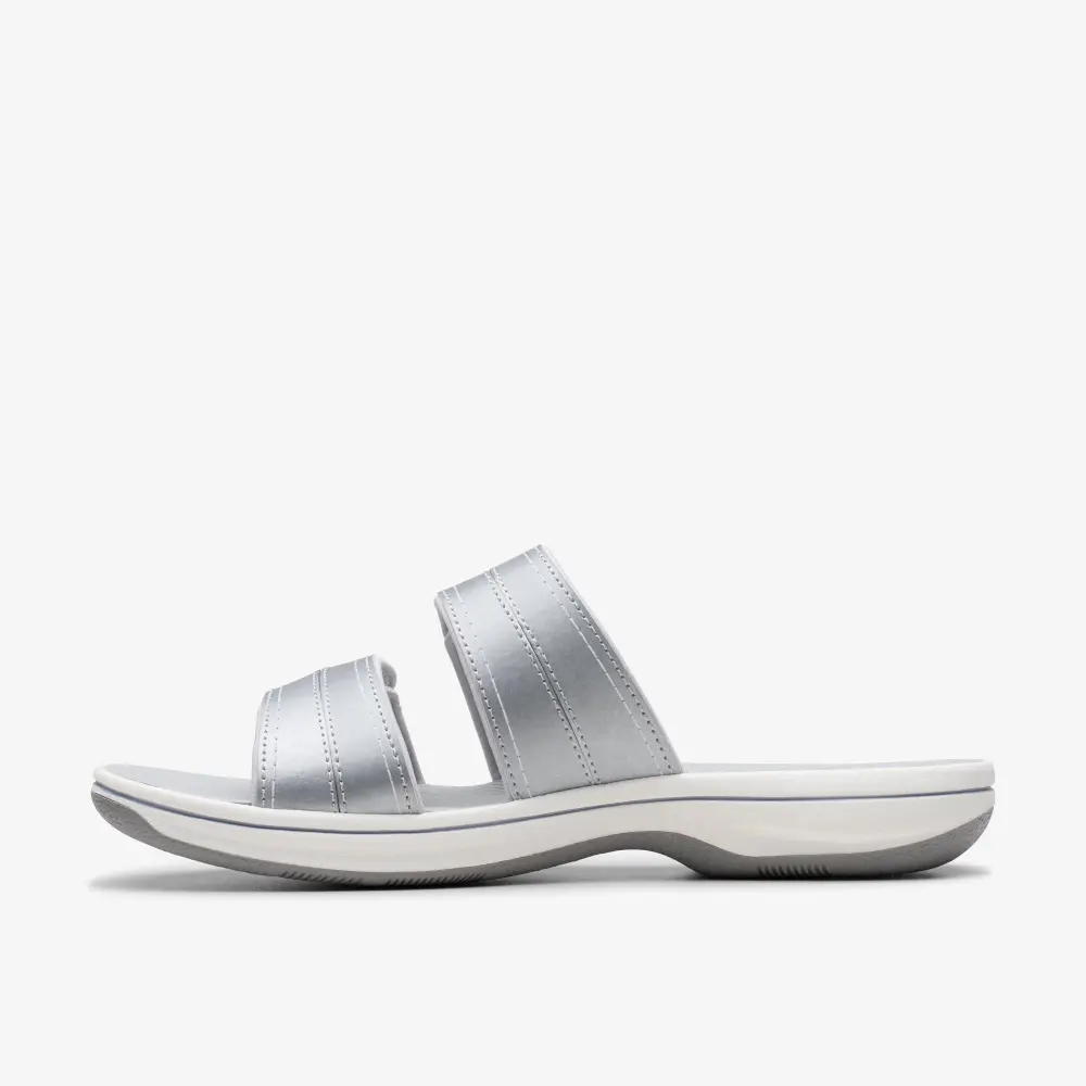 Women’s Breeze Maye Silver Flat Cloudsteppers™ Sandals online