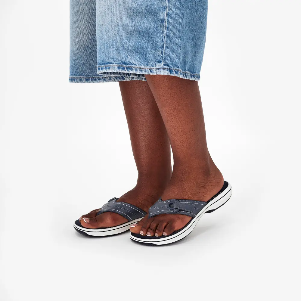 Women’s Breeze Reyna Navy Cloudsteppers™ Flip Flops online